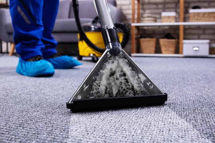 Teppichreinigung mit Dampfreiniger in Aurich